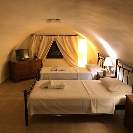 Апартаменти Kamares Cave House 3 Alika Екстер'єр фото