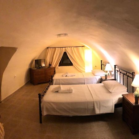 Апартаменти Kamares Cave House 3 Alika Екстер'єр фото