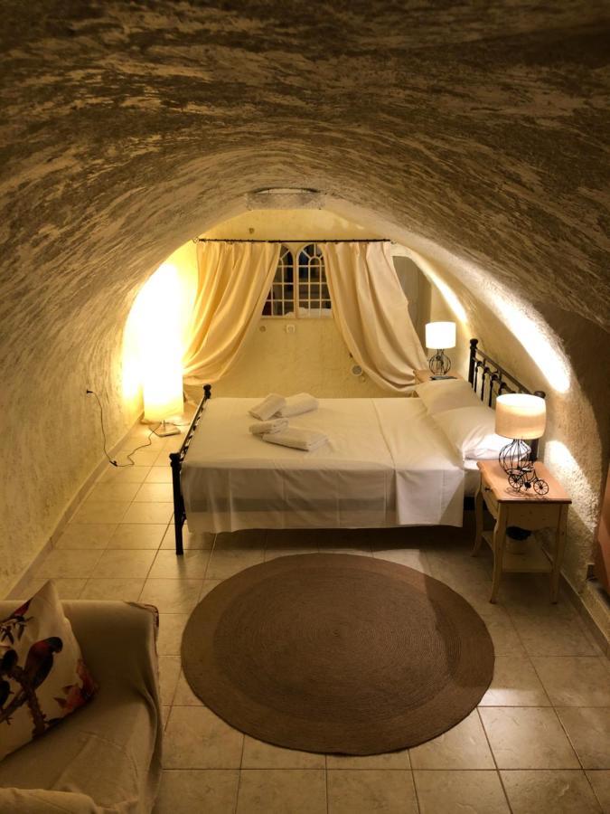 Апартаменти Kamares Cave House 3 Alika Екстер'єр фото